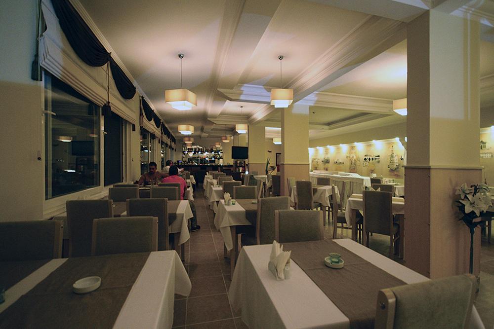 אודיירן Hotel Simsek מראה חיצוני תמונה